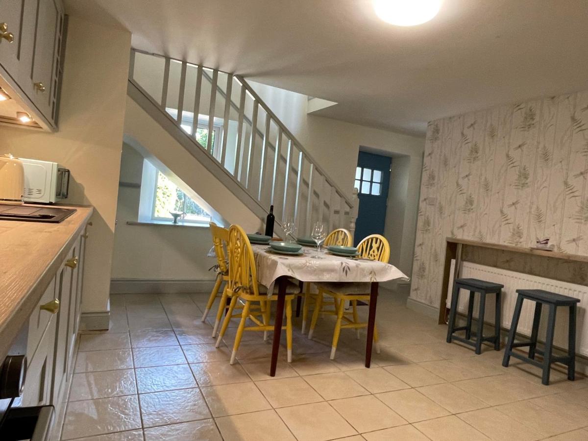 Mai'S Cottage Suite - Charming Holiday Rental Kilmallock エクステリア 写真